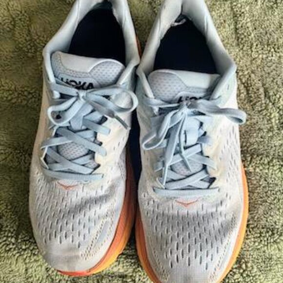 HOKA Clifton 8- size 10.5 - Picture 4 of 4